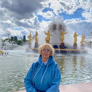 Девушки в Санкт-Петербурге: Валентина, 70 - ищет парня из Санкт-Петербурга