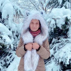 Девушки в Калининграде: Ирена, 39 - ищет парня из Калининграда