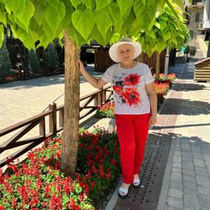 Девушки в Шахты: Ирина, 58 - ищет парня из Шахты