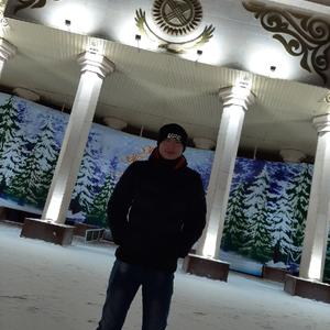 Парни в Исилькуле: Ренат, 23 - ищет девушку из Исилькуля