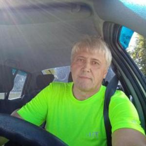 Артeм, 57 лет, Первомайск