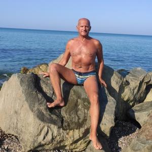Парни в Смоленске: Андрей, 60 - ищет девушку из Смоленска