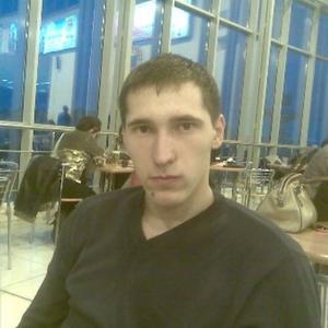 Парни в Нижнекамске: Антон, 31 - ищет девушку из Нижнекамска