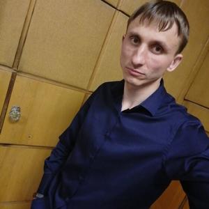 Виктор, 35 лет, Магадан