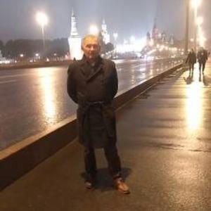 Парни в Екатеринбурге: Владимир, 66 - ищет девушку из Екатеринбурга
