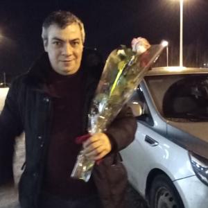 Девушки в Петрозаводске: Руслан, 30 - ищет парня из Петрозаводска