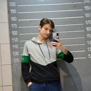 Парни в Смоленске: Даниил, 22 - ищет девушку из Смоленска