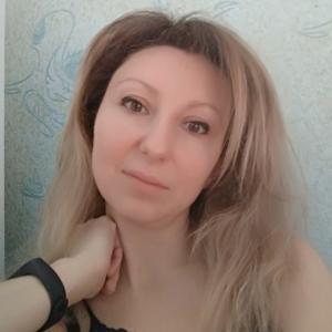 Девушки в Донецке: Светлана, 36 - ищет парня из Донецка