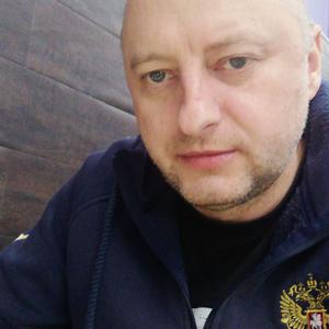 Илья, 49 лет, Иркутск