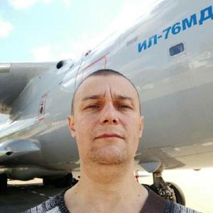 Тарас, 46 лет, Ульяновск