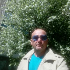 Парни в Ижевске: Дмитрий Перевощиков, 49 - ищет девушку из Ижевска