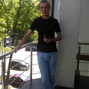 Парни в Калининграде: Александр, 38 - ищет девушку из Калининграда