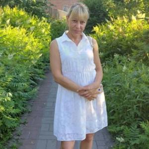 Девушки в Новокузнецке: Наталья, 48 - ищет парня из Новокузнецка