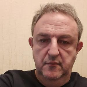 Анатолий, 55 лет, Волгоград