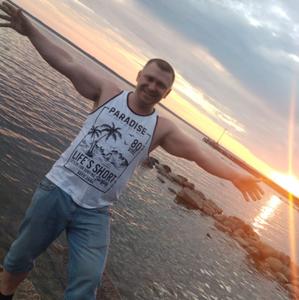 Юрий, 37 лет, Приморск