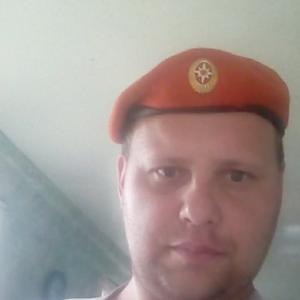 Парни в Пскове: Игорь, 34 - ищет девушку из Пскова