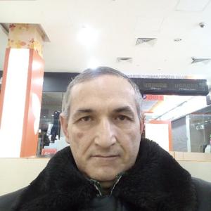 Парни в Череповце: Нарбаев Рашид, 59 - ищет девушку из Череповца