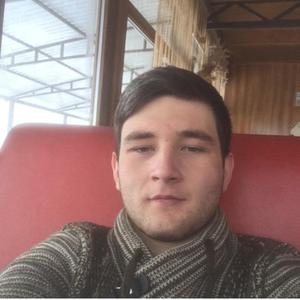 Парни в Черкесске: Марат, 25 - ищет девушку из Черкесска
