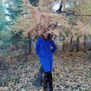 Девушки в Усть-Куте: Ирина, 49 - ищет парня из Усть-Кута