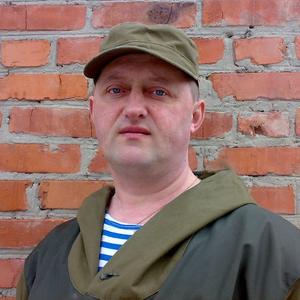 Виктор, 59 лет, Белгород