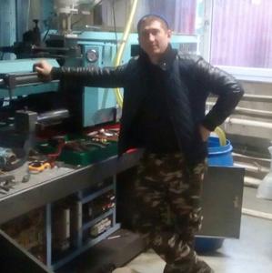Парни в Химках: Дамир, 36 - ищет девушку из Химок