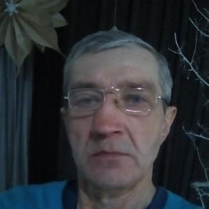 Парни в Бийске: Михаил, 58 - ищет девушку из Бийска