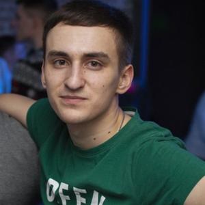 Илья, 27 лет, Брянск