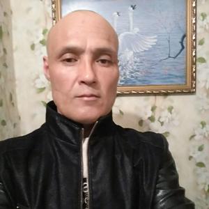 Парни в Северске: Андрей, 44 - ищет девушку из Северска