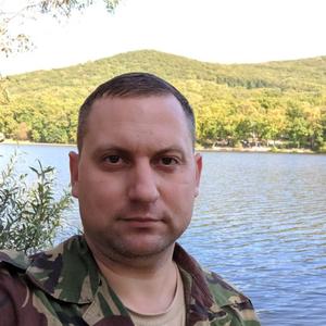 Парни в Уссурийске: Валик Торсионов, 39 - ищет девушку из Уссурийска