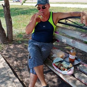 Парни в Тольятти: Валерий, 63 - ищет девушку из Тольятти