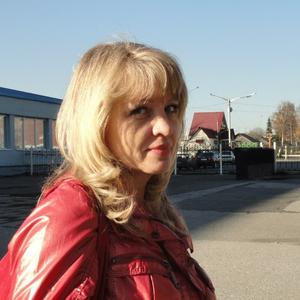 Девушки в Прокопьевске: Алена, 55 - ищет парня из Прокопьевска