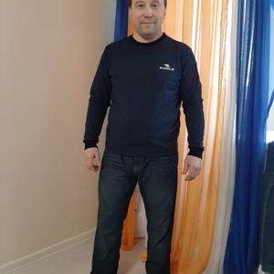 Парни в Череповце: Андрей, 54 - ищет девушку из Череповца