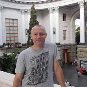 Парни в Вологде: Сергей, 55 - ищет девушку из Вологды
