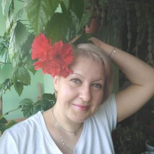 Лена, 45 лет, Санкт-Петербург
