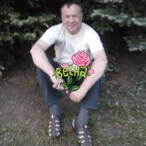 Парни в Нижнекамске: Сергей, 66 - ищет девушку из Нижнекамска