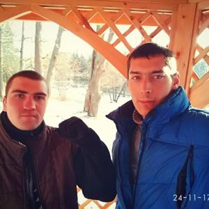 Парни в Осташкове: Денис Румянцев, 29 - ищет девушку из Осташкова