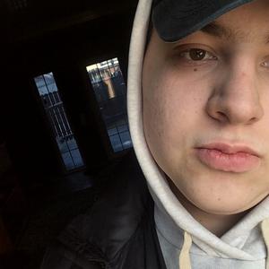 Парни в Новокузнецке: Никита Фарфудинов, 24 - ищет девушку из Новокузнецка