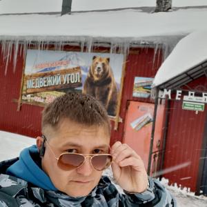 Парни в Петропавловске-Камчатском: Владимир, 40 - ищет девушку из Петропавловска-Камчатского