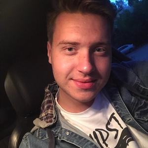 Парни в Томске: Александр, 25 - ищет девушку из Томска