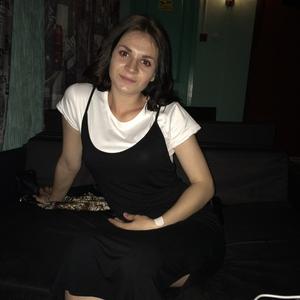 Девушки в Волгодонске: Анна, 23 - ищет парня из Волгодонска