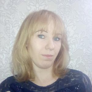 Девушки в Новокузнецке: Olga, 36 - ищет парня из Новокузнецка