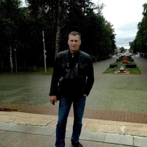 Парни в Челябинске: Sergey, 51 - ищет девушку из Челябинска