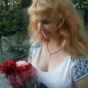 Девушки в Донецке: Anyuta, 28 - ищет парня из Донецка