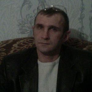 Vasilij, 48 лет, Котово