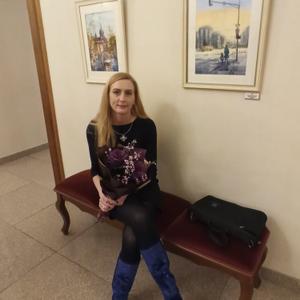 Девушки в Санкт-Петербурге: Светлана, 43 - ищет парня из Санкт-Петербурга