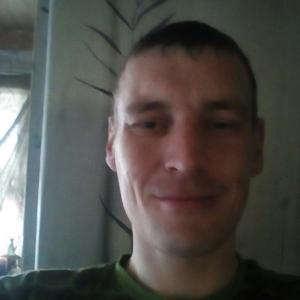 Парни в Омутнинске: Андрей, 33 - ищет девушку из Омутнинска