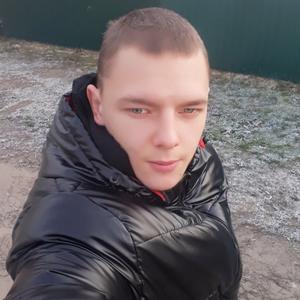 Андрей Стогин, 22 года, Куровское