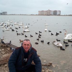 Парни в Екатеринбурге: Фёдор, 60 - ищет девушку из Екатеринбурга