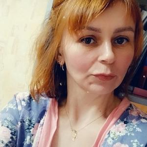Девушки в Петрозаводске: Людочка Котова, 45 - ищет парня из Петрозаводска