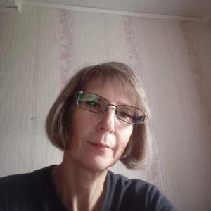 Девушки в Ульяновске: Елена, 50 - ищет парня из Ульяновска